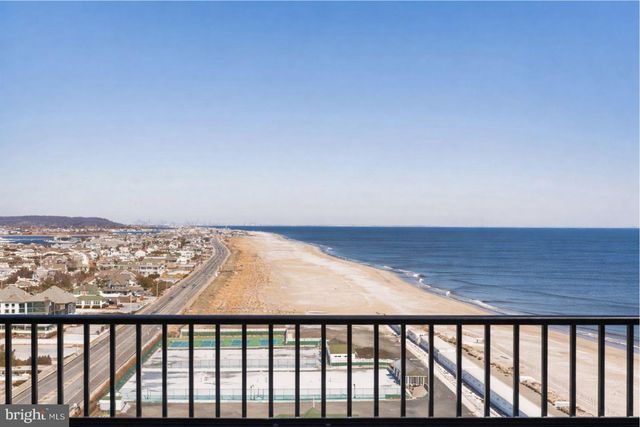 55 OCEAN AVE #PH A & B, Monmouth Beach, NJ 07750