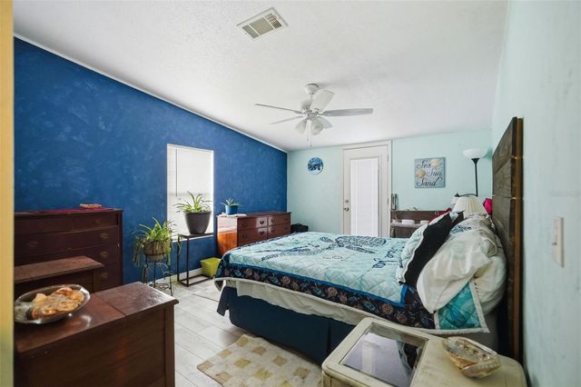 825 N GRIFFITH AVENUE, Crystal River, FL 34429