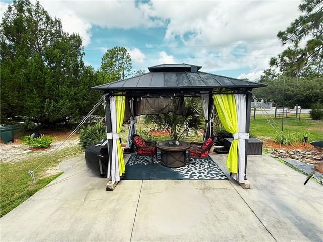 825 N GRIFFITH AVENUE, Crystal River, FL 34429