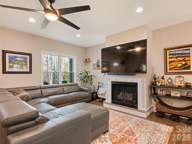 1711 Plantation Loop, Morganton, NC 28655