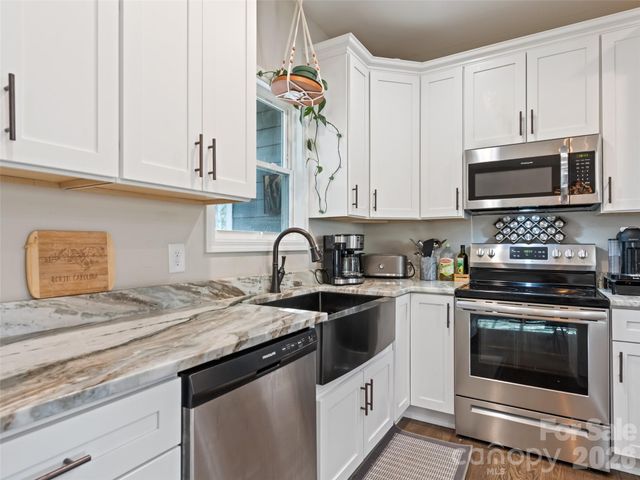 1711 Plantation Loop, Morganton, NC 28655