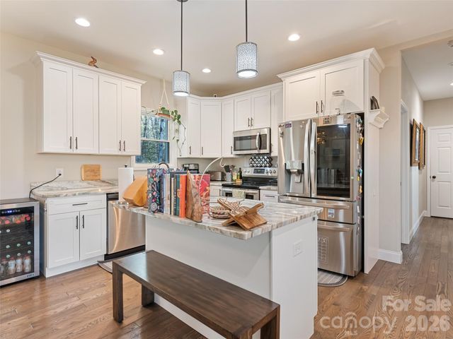 1711 Plantation Loop, Morganton, NC 28655
