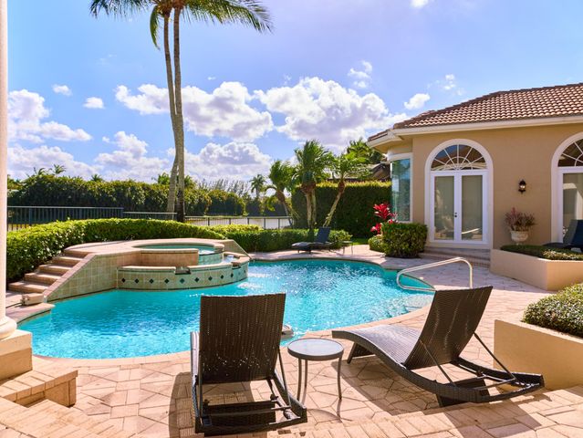 7536 Hawks Landing Drive, West Palm Beach, FL 33412