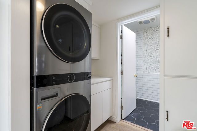 648 Wilcox Avenue, Los Angeles, CA 90004