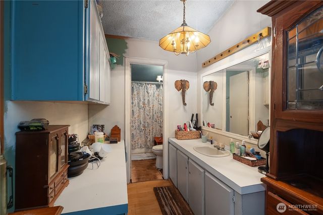 310 E Olde Lyme Road, Shelton, WA 98584