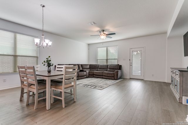 4606 Sebastian Oak, San Antonio, TX 78259