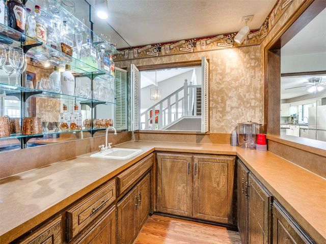6612 Briarcreek Drive, Oklahoma City, OK 73162
