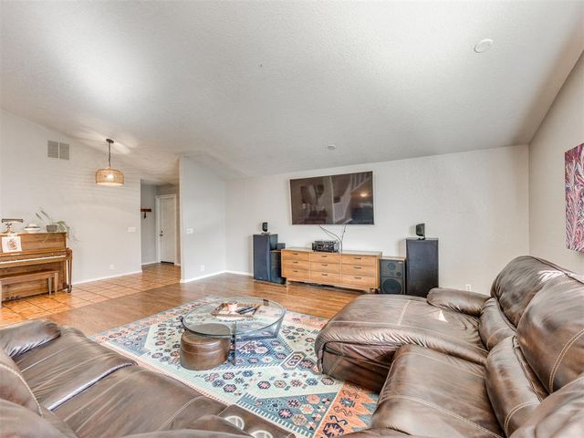 6612 Briarcreek Drive, Oklahoma City, OK 73162