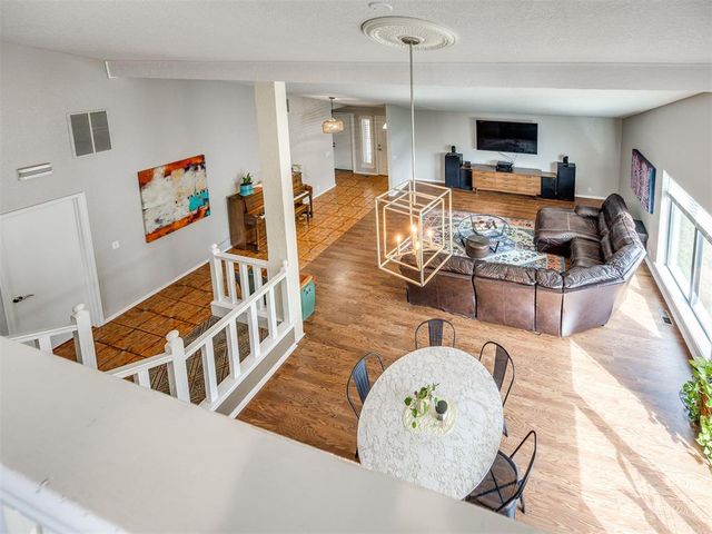 6612 Briarcreek Drive, Oklahoma City, OK 73162