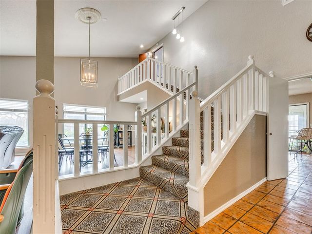 6612 Briarcreek Drive, Oklahoma City, OK 73162