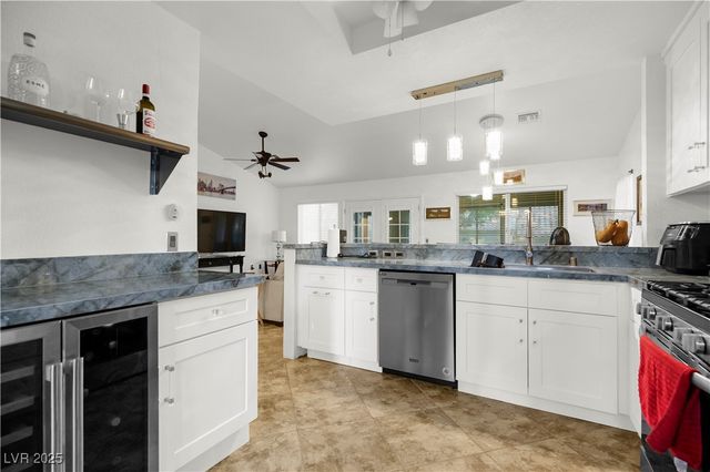 2800 Linkview Drive, Las Vegas, NV 89134