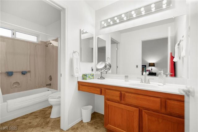 2800 Linkview Drive, Las Vegas, NV 89134