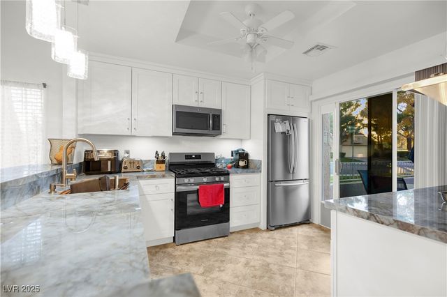 2800 Linkview Drive, Las Vegas, NV 89134