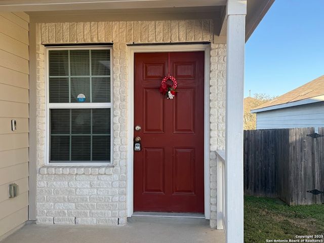 9011 Little Hoss, Converse, TX 78109