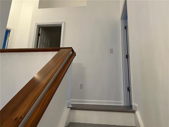 2003 TRAIL SIDE COURT, Jeannette, PA 15644