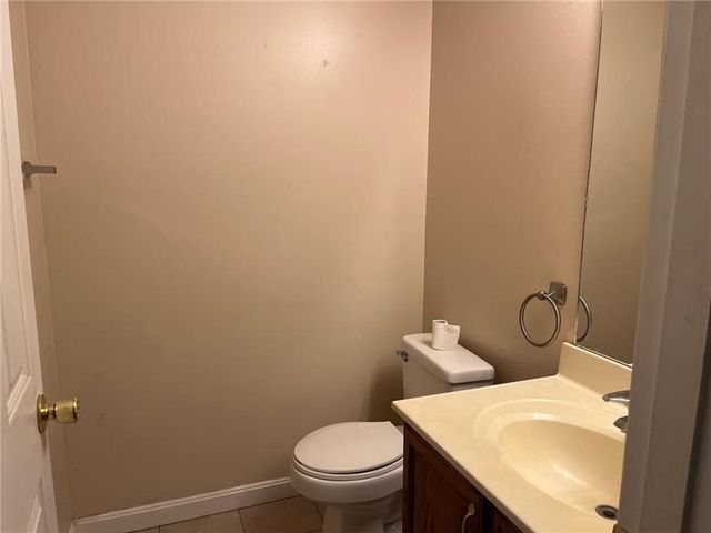 2003 TRAIL SIDE COURT, Jeannette, PA 15644