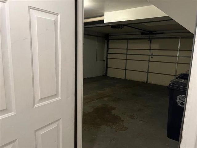 2003 TRAIL SIDE COURT, Jeannette, PA 15644