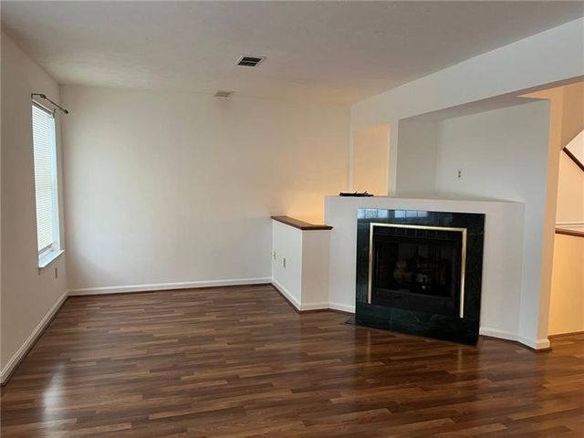 2003 TRAIL SIDE COURT, Jeannette, PA 15644