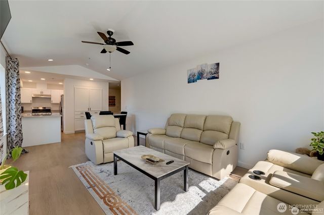 3116 12th Street, Everett, WA 98201