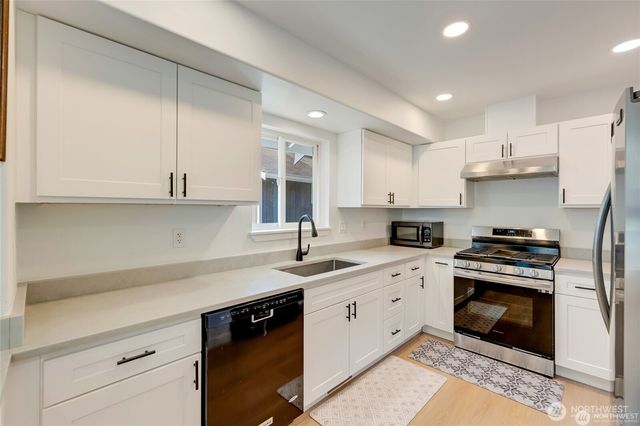 3116 12th Street, Everett, WA 98201