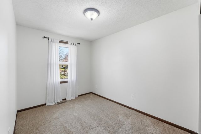 2719 Kingsland Court, Fort Wayne, IN 46815