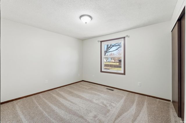 2719 Kingsland Court, Fort Wayne, IN 46815