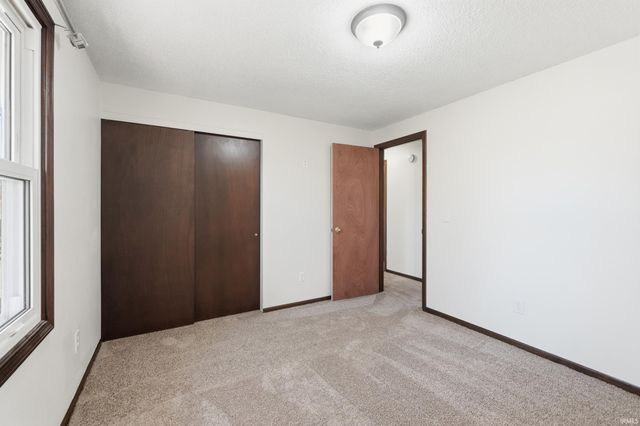 2719 Kingsland Court, Fort Wayne, IN 46815