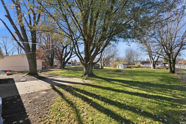 2719 Kingsland Court, Fort Wayne, IN 46815