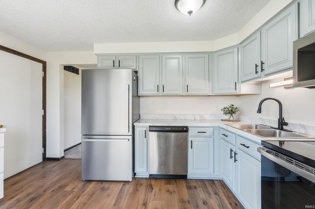 2719 Kingsland Court, Fort Wayne, IN 46815