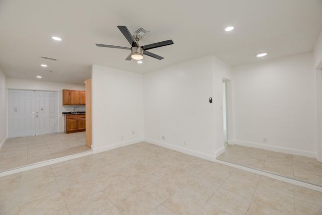 7546 NW 44th Court, Coral Springs, FL 33065