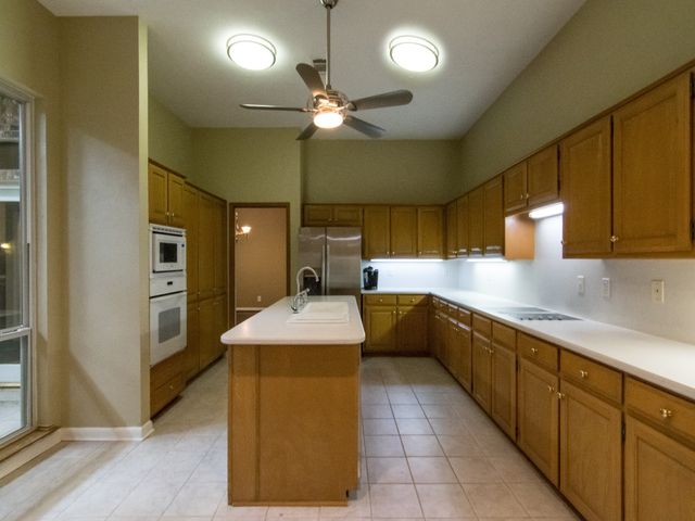 3215 San Sebastian Drive, Carrollton, TX 75006