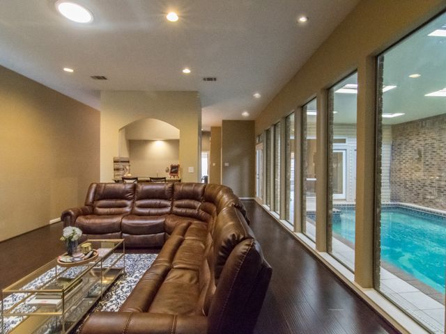 3215 San Sebastian Drive, Carrollton, TX 75006