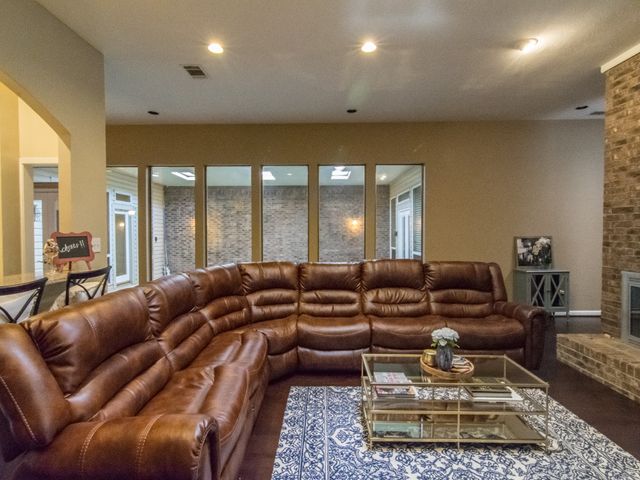 3215 San Sebastian Drive, Carrollton, TX 75006