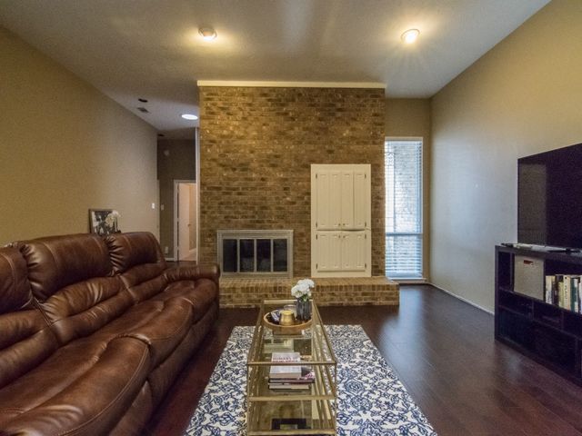 3215 San Sebastian Drive, Carrollton, TX 75006