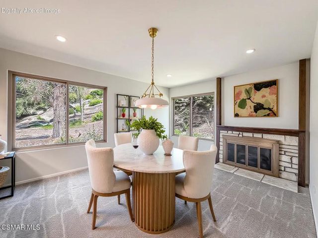 224 Oak Leaf Drive 105, Thousand Oaks, CA 91360