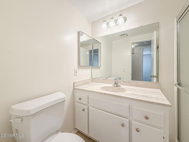 224 Oak Leaf Drive 105, Thousand Oaks, CA 91360