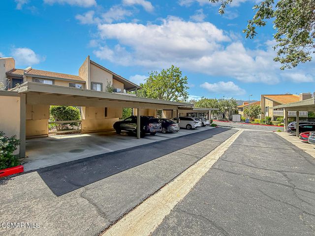 224 Oak Leaf Drive 105, Thousand Oaks, CA 91360