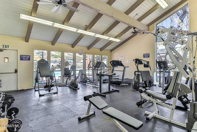 224 Oak Leaf Drive 105, Thousand Oaks, CA 91360