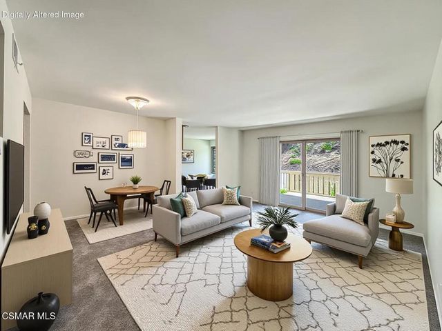 224 Oak Leaf Drive 105, Thousand Oaks, CA 91360