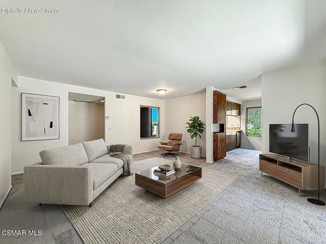 224 Oak Leaf Drive 105, Thousand Oaks, CA 91360