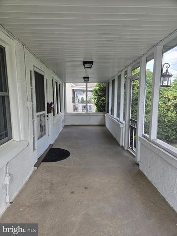 3 N CLIFTON AVE, Wilmington, DE 19805