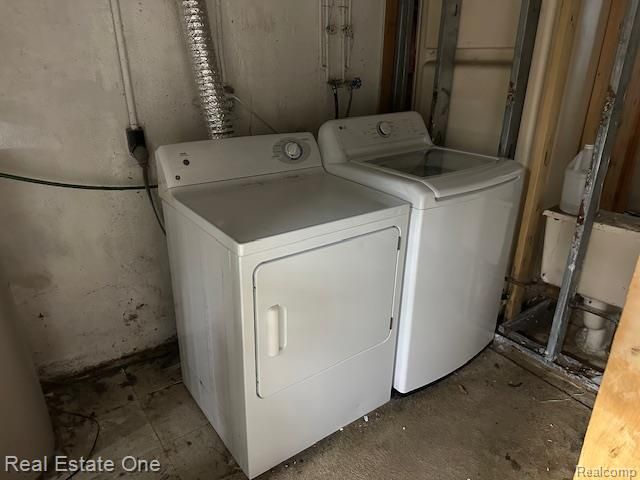 942 Hogarth Avenue, Waterford, MI 48328