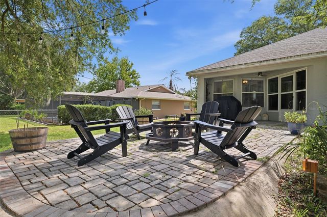 240 N COUNTRY CLUB DRIVE, Crystal River, FL 34429