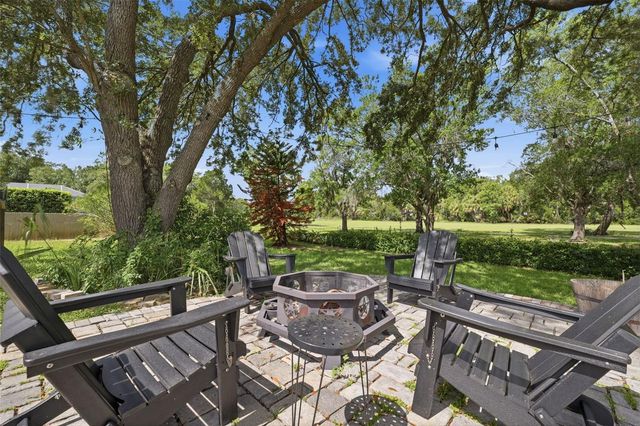 240 N COUNTRY CLUB DRIVE, Crystal River, FL 34429
