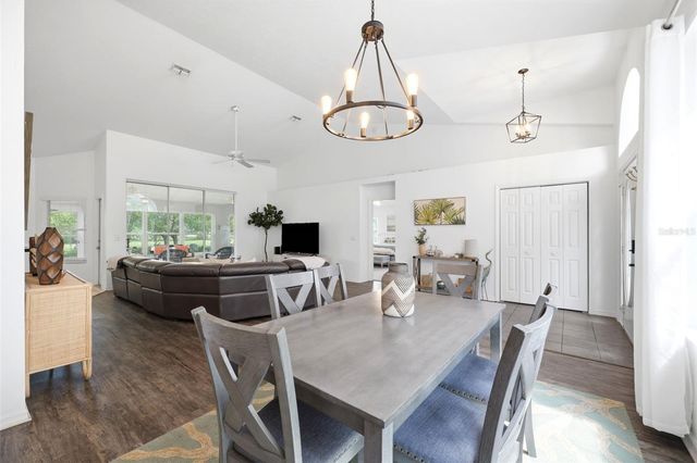 240 N COUNTRY CLUB DRIVE, Crystal River, FL 34429