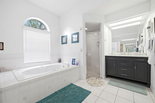 240 N COUNTRY CLUB DRIVE, Crystal River, FL 34429