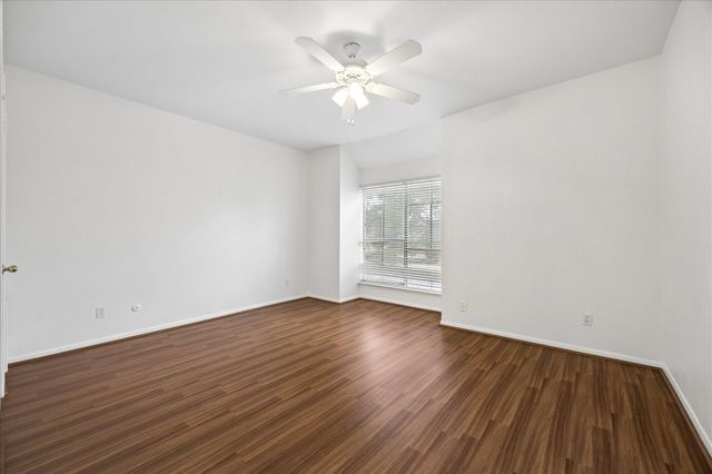 2100 Tanglewilde Street 286, Houston, TX 77063