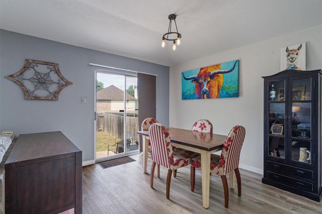 1814 Rosenborough LN N, Round Rock, TX 78665
