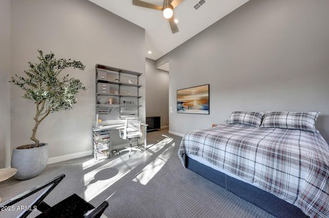 8512 E EAGLE CLAW Drive, Scottsdale, AZ 85266