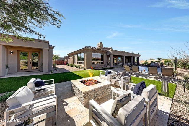 8512 E EAGLE CLAW Drive, Scottsdale, AZ 85266